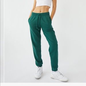 Artizia TNA cozy fleece boyfriend sweatpants